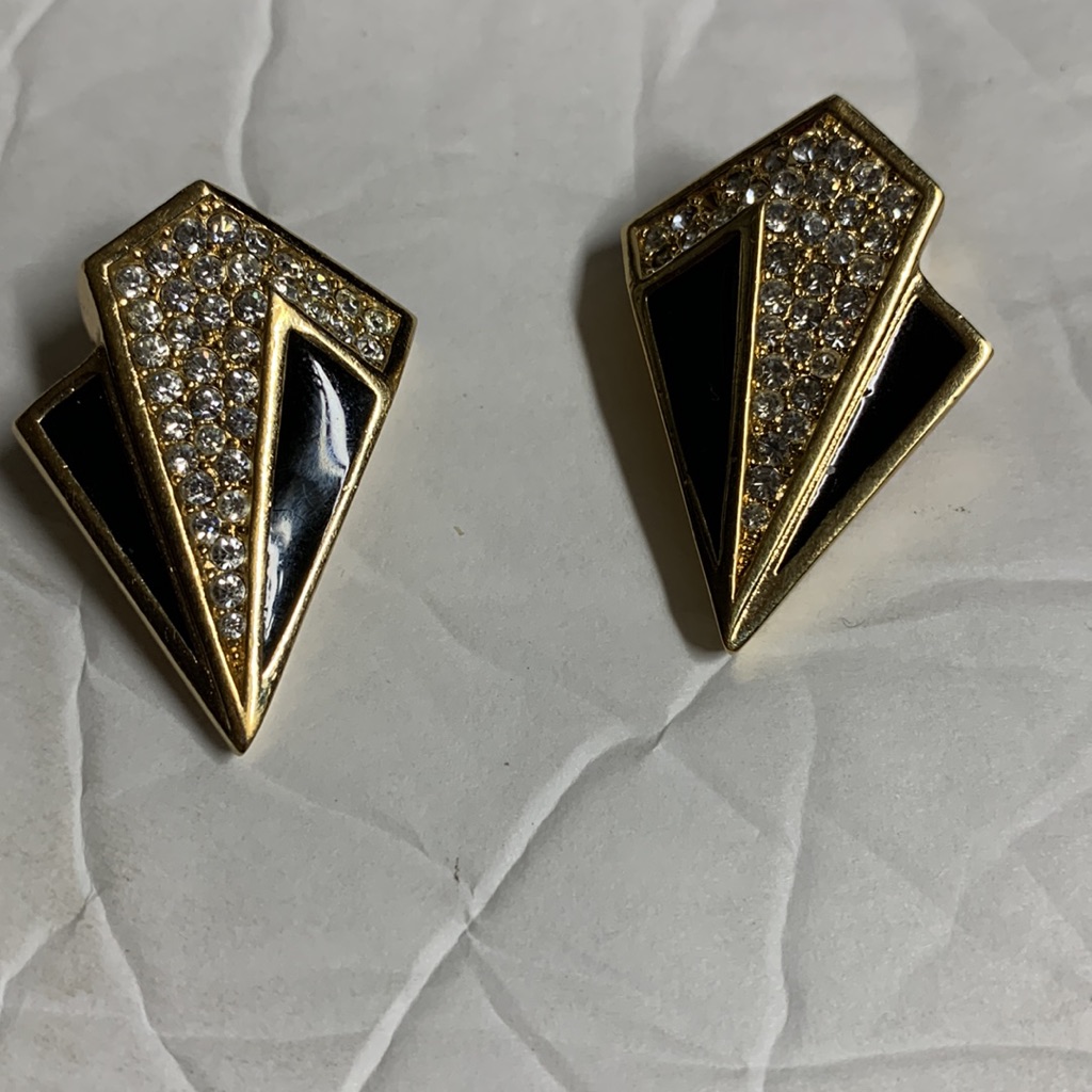 Christian Dior Vintage Signed Women’s Arrow Shaped Crustal & Black Clip-On.